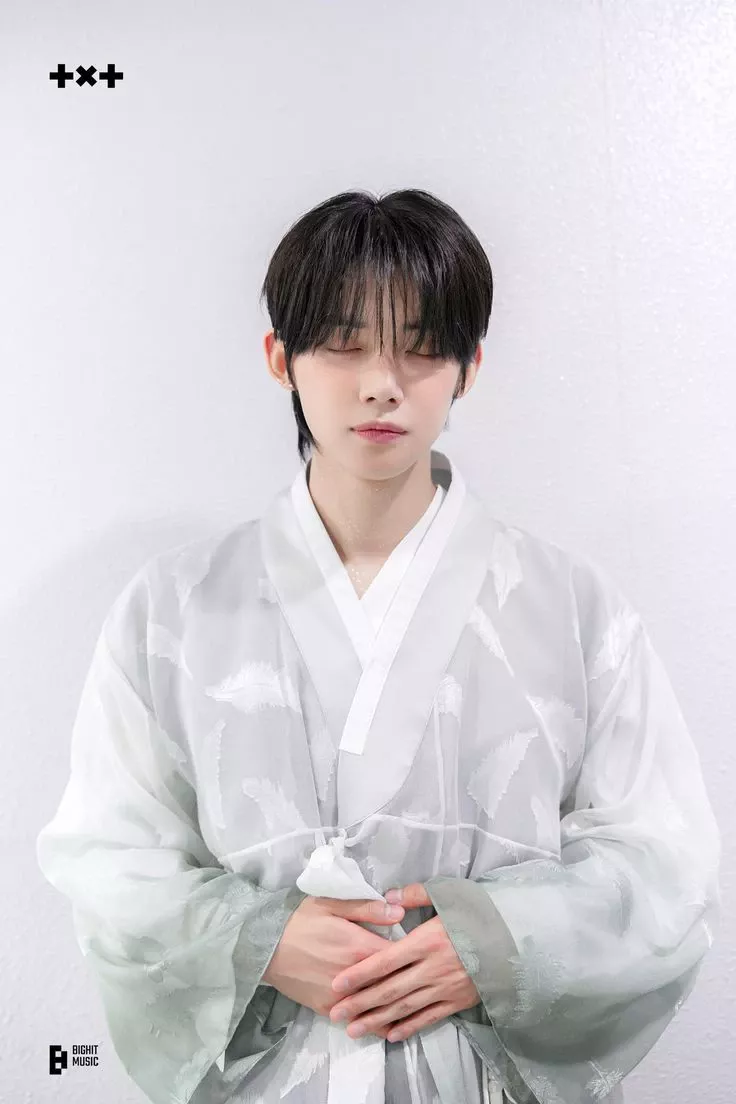 투모로우바이투게더의 최신 사진