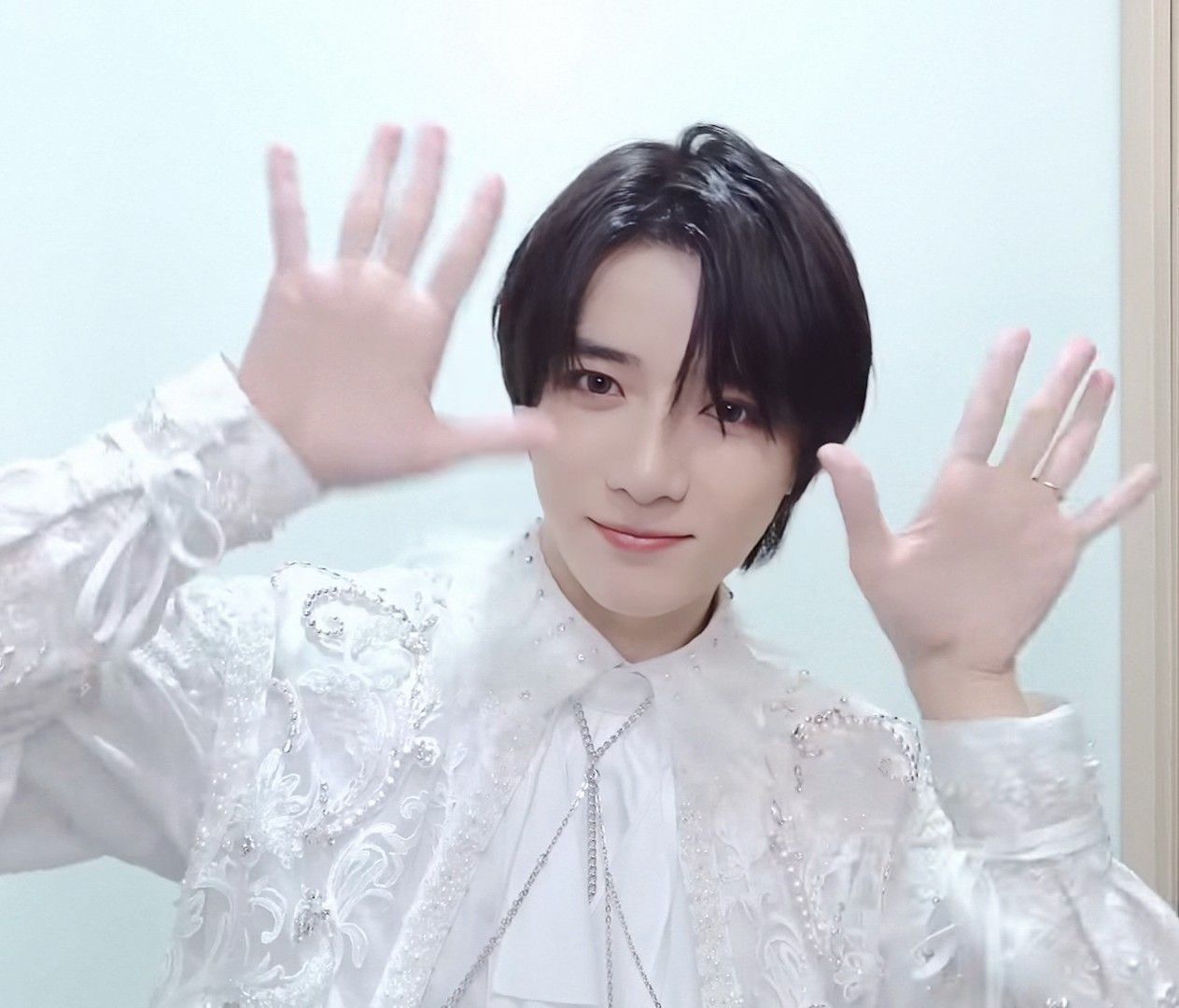 Recent activity shot of Beomgyu (TOMORROW X TOGETHER)